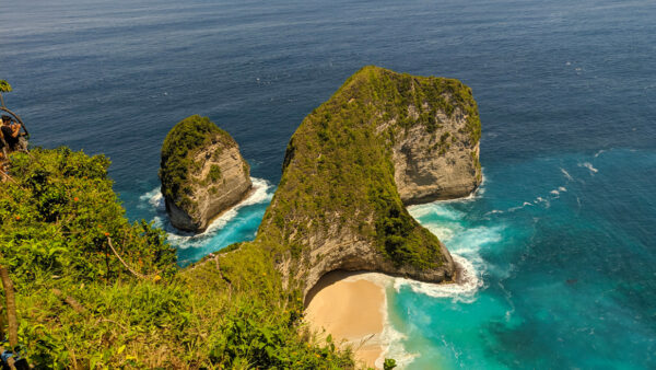 Kelingking Beach