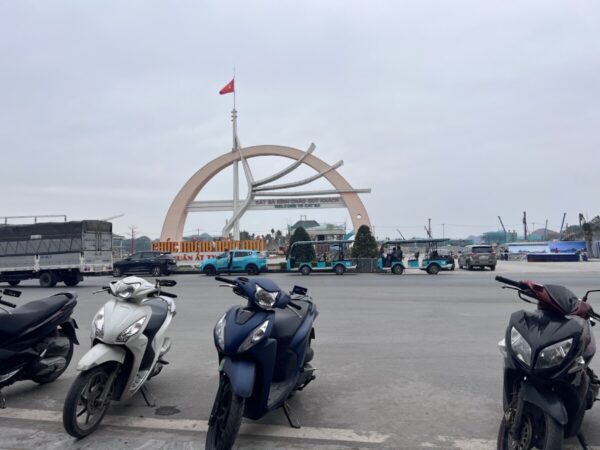 Welcome to Cat Ba Island – start of our scooter adventure